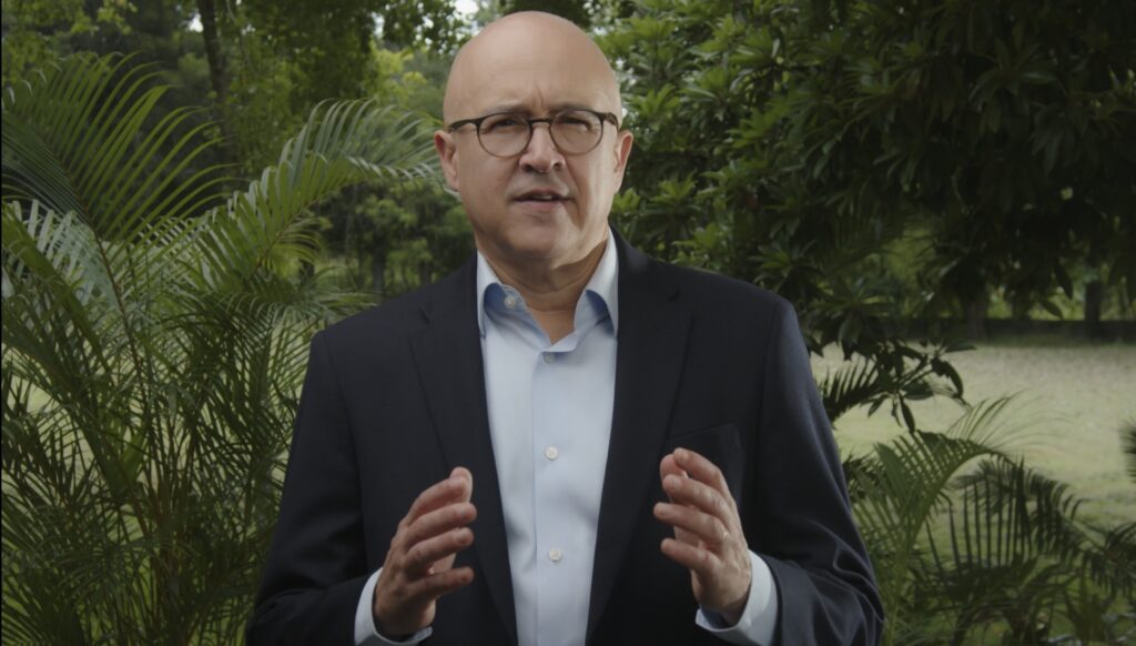 Domínguez Brito consulta PLD